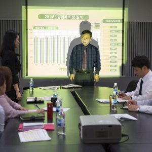 Office: una scena del film