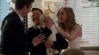 Revenge: Gabriel Mann, Nick Wechsler ed Emily VanCamp in Two graves