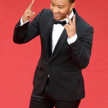 Cannes 2015: John Legend scherza con i fotografi