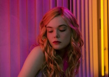 The Neon Demon: Elle Fanning in una scena del film di Refn