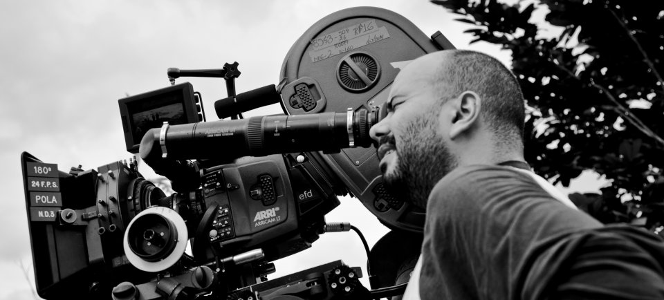 Il regista Ciro Guerra sul set del suo film El abrazo de la serpiente