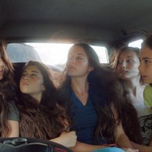 Mustang: una sequenza del film di Deniz Gamze Ergüven