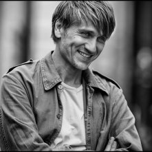 In the Shadow of Women: Stanislas Merhar nel film di Philippe Garrel