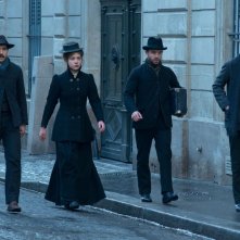 Les Anarchistes: Tahar Rahim con Adèle Exarchopoulos, Swann Arlaud e Guillaume Gouix in una scena