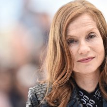 Louder Than Bombs: un primo piano di Isabelle Huppert al photocall di Cannes