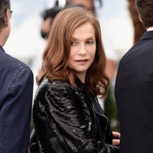Louder Than Bombs: Isabelle Huppert si volta verso i fotografi