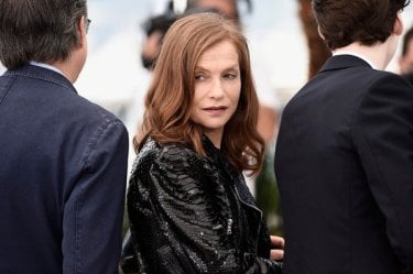 Louder Than Bombs: Isabelle Huppert si volta verso i fotografi