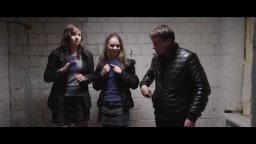 Clip 'Il passaporto' - The Tribe