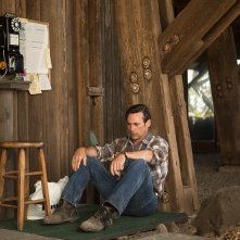 Mad Men: Jon Hamm in una scena dell'episodio Person to Person