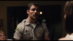 Clip 'Alice dà fuori di testa' - Accidental love