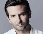 Bradley Cooper si prepara a cucinare nel poster di Adam Jones