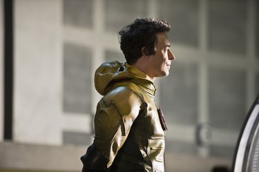The Flash: Tom Cavanagh è Reverse Flash nell'episodio Fast Enough