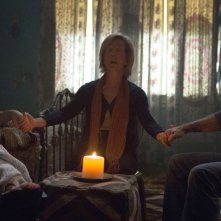 Insidious 3 - L'Inizio: seduta spiritica per Dermot Mulroney, Stefanie Scott e Lin Shaye