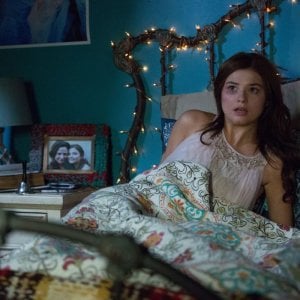 Insidious 3 - L'Inizio: Stefanie Scott in una scena dell'horror