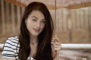 Trailer - Leading Lady