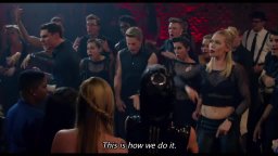 Featurette 'I Das Sound Machine' - Pitch Perfect 2