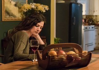 Halt and Catch Fire: l'attrice Aleksa Palladino in una scena dell'episodio SETI