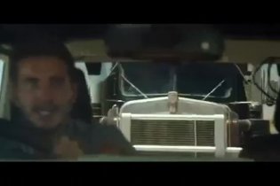 Clip esclusiva 3 - Wolf Creek 2 - La preda sei tu