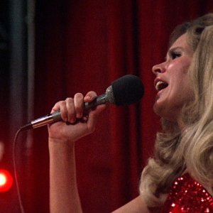 Nashville: Karen Black canta in una scena del film