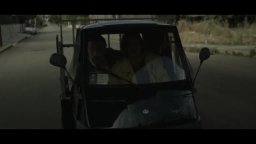 Clip 'Dobbiamo parlare in un posto tranquillo!' - Fuori dal coro 