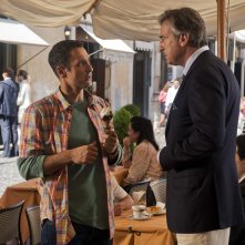 Torno indietro e cambio vita: Raoul Bova con Max Tortora in una scena del film