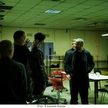Gomorra - La serie: Fortunato Cerlino ascolta Stefano Sollima sul set