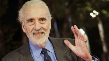 Un'immagine del compianto Christopher Lee