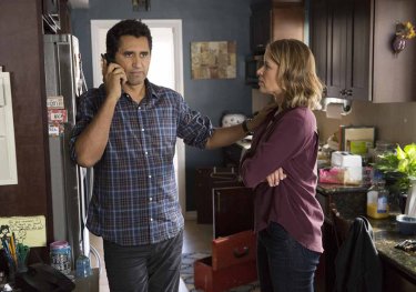 Fear the Walking Dead: Cliff Curtis e Kim Dickens interpretano Travis e Madison