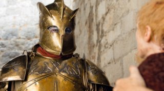 Il trono di spade: Lena Headey e una guardia reale in Mother's Mercy