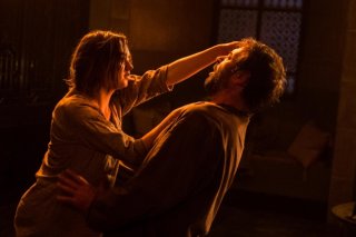 Il trono di spade: Maisie Williams interpreta Arya Stark in una scena dell'episodio Mother's Mercy