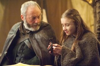 Il trono di spade: Liam Cunningham e Kerry Ingram nella puntata La danza dei draghi
