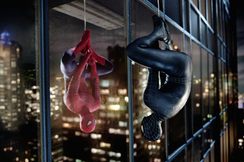 Tobey Maguire in una scena di Spider-Man 3, regia di Sam Raimi