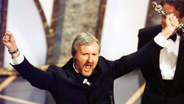 Oscars 1998: James Cameron is 'king of the world' with his Titanic