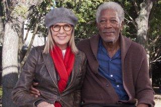 Ruth & Alex - L'amore cerca casa: Morgan Freeman e Diane Keaton sorridono felici in una scena del film