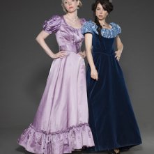 Another Period: Natasha Leggero e Riki Lindhome in un'immagine promozionale per la serie
