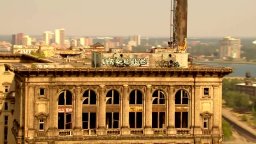 Spot 'Where are the heroes?' - Heroes Reborn