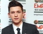 Spider-Man: Tom Holland riceve i complimenti di Chris Evans