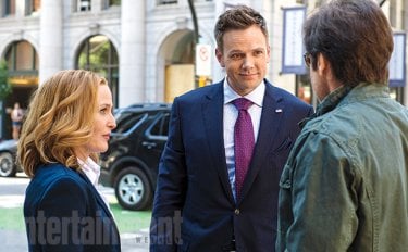 X-Files: Gillian Anderson, Joel McHale e David Duchovny