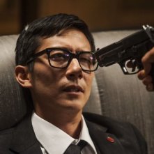 Everly: Akie Kotabe in una drammatica scena del film di Joe Lynch