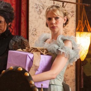 Another Period: Riki Lindhome in uno scatto della serie