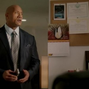 Ballers: Dwayne Johnson in una scena della serie