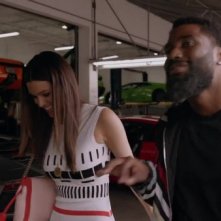 Ballers: Anabelle Acosta e John David Washington in una scena del pilot