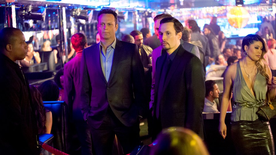 True Detective: Vince Vaughn in una scena dell'episodio Night Finds You