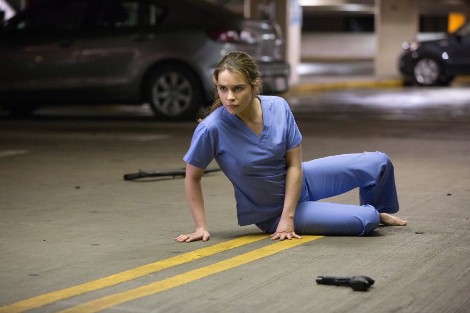 Terminator: Genisys, Emilia Clarke nel ruolo di Sarah Connor in una scena del film