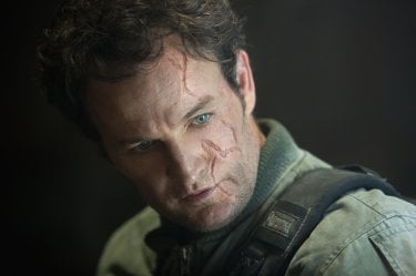 Terminator: Genisys, Jason Clarke in una scena del film