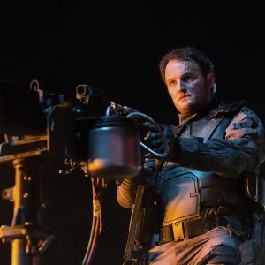 Terminator: Genisys, Jason Clarke in una scena d'azione del film 