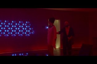 Clip 'Nathan balla con Kyoko' - Ex_Machina