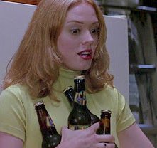 Scream: Rose McGowan in una scena del film