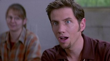 Scream 2: Jamie Kennedy in una scena del film