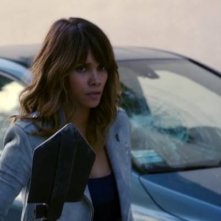 Extant: Halle Berry interpreta Molly Woods in Change Scenario